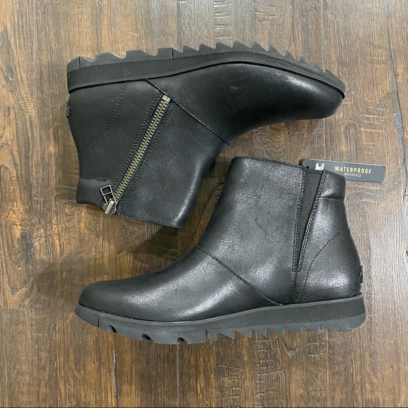 Sorel Harlow Leather Side Zip Bootie Size 8.5 Wmn - Picture 4 of 12